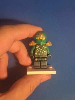 Lego minifigure Kimono Lloyd