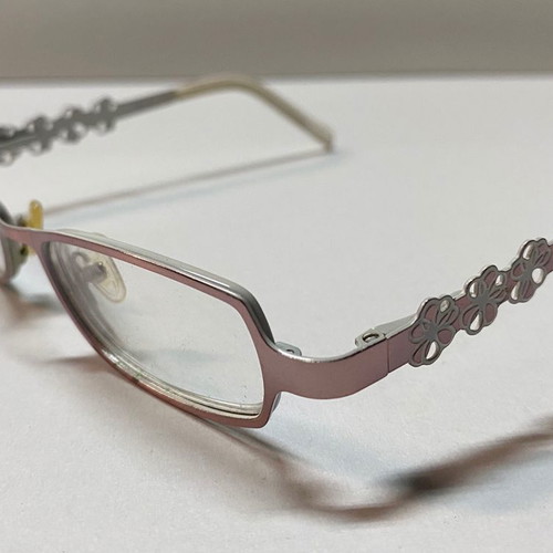 Oliver kids glasses used in excellent condition