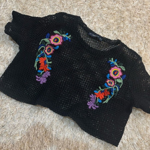 Crop top embroidered used Zara black multicolor size M