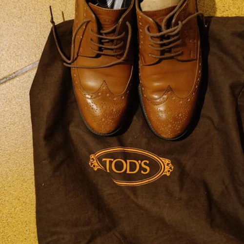 Tods tan laced women's shoes size 37, like new