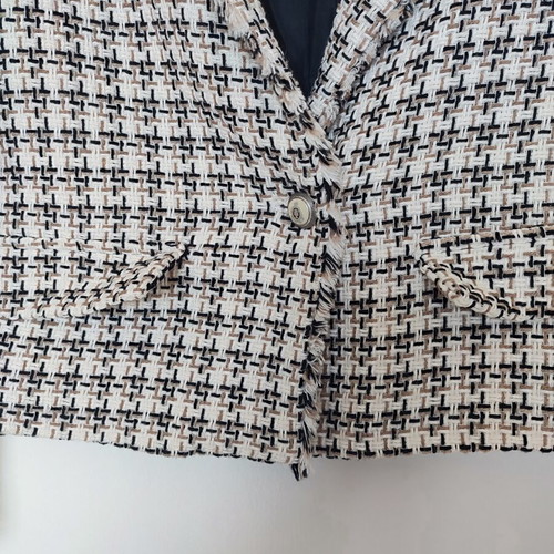 Women's short cotton jacket, black and beige pattern