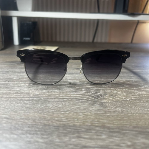Sunglasses new, black color