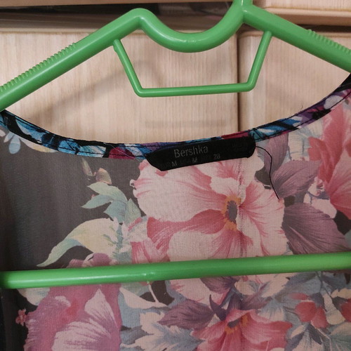 Kimono used with floral pattern, size M