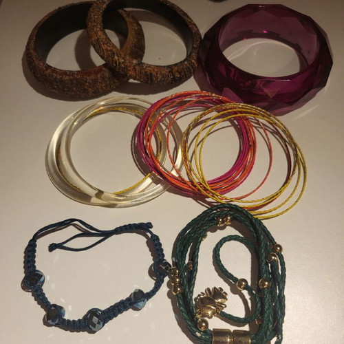 Bracelets like new, set with various designs and colors