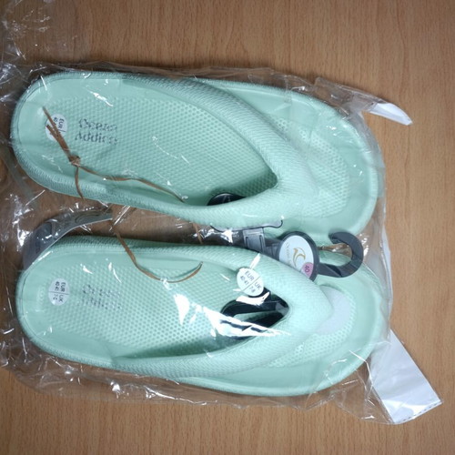 Ocean Addicts Cloud flip flops, mint