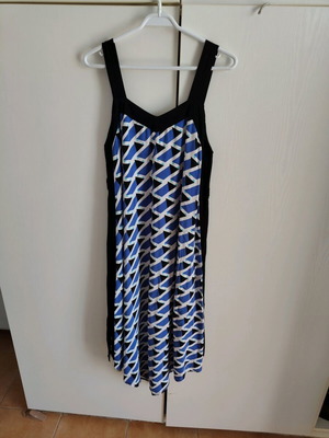 Attrattivo dress size M blue like new with viscose