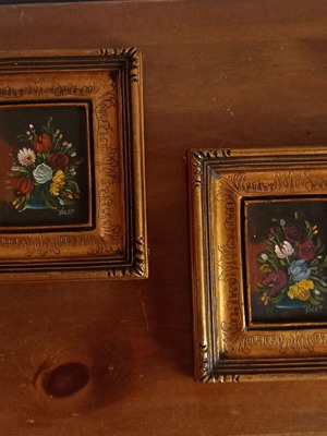 Antique oil paintings 17x15 cm, set of 2