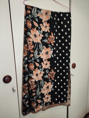 Vintage large scarf floral and polka dot pattern like new