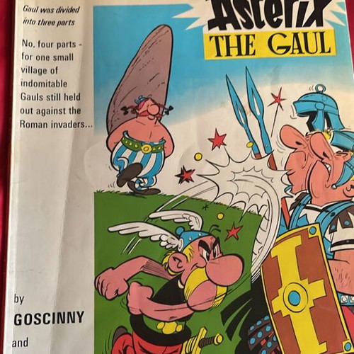 Asterix and Lucky Luke collectible comics new, set of 3