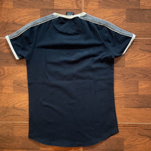 Bee Inspired T-shirt blue size Small used