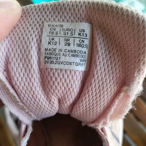 Asics athletic shoes used, size 31, pink