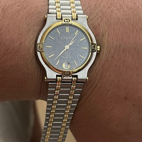 Gucci vintage watch excellent condition, not working