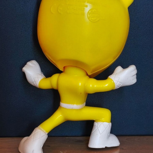 2018 Yellow Ranger Burger King figure