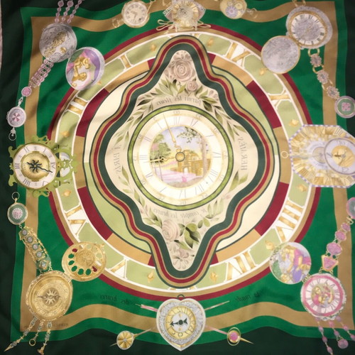 Hermès large silk scarf 90x90 like new, collectible