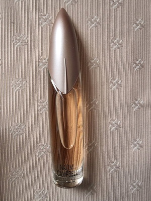 Naomi perfume new in box
