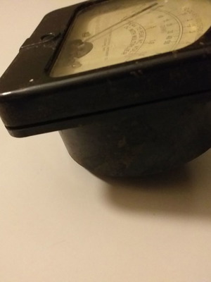 Analog measuring instrument used