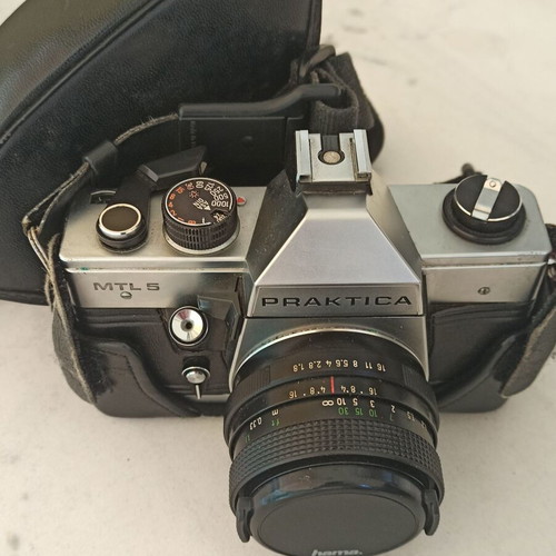 Praktica MTL 5 camera used, film, with case