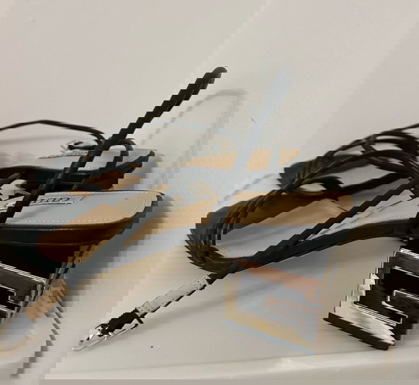 Τακούνι καλοκαιρινό GUESS