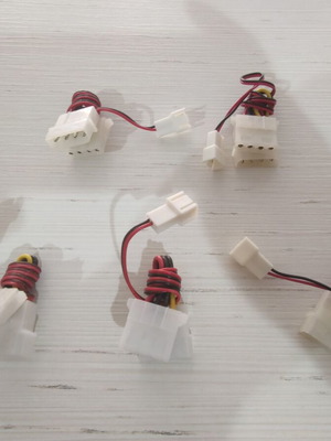 Power Molex adapters για ανεμιστηράκια Η/Υ πακέτο 5 λευκά