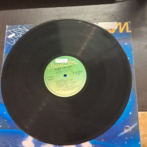 10.000 Light-years music box used, good condition