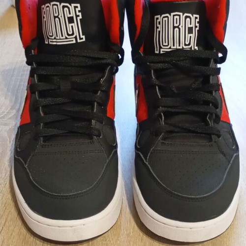 Nike Son Of Force sneakers σαν καινούργια, μέγεθος 44, μαύρο και κόκκινο