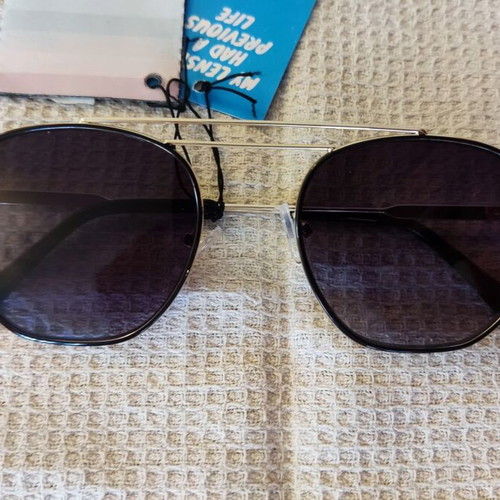 Solo-Solis NDL6123 sunglasses new with gold and black finish