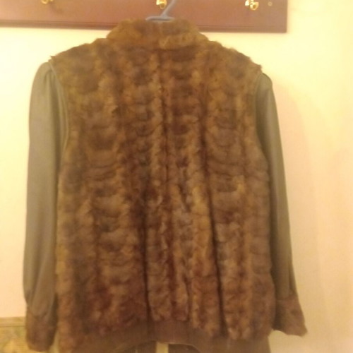 Vintage Kastoria fur with leather, like new