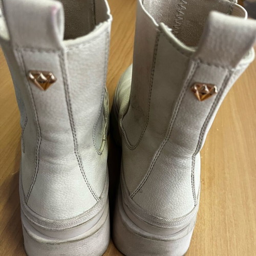 Boots used size 39
