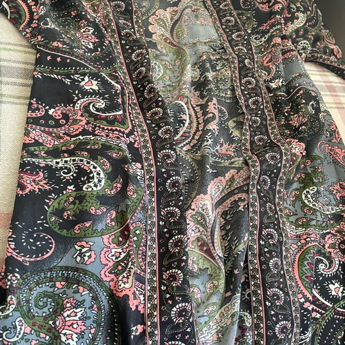 Long silk kimono new with paisley pattern