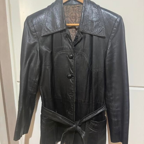 Vintage black leather jacket used, size M