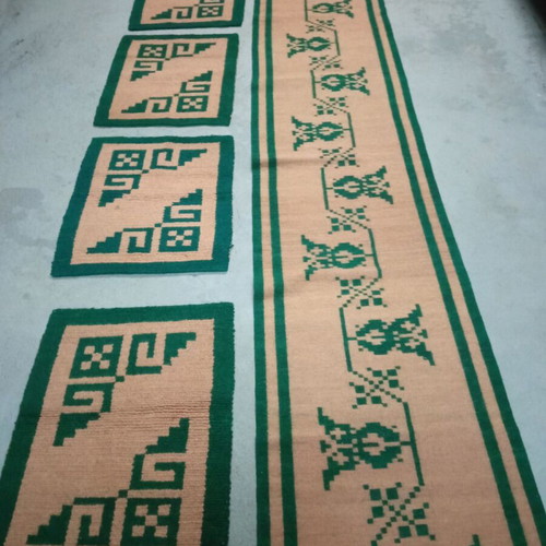 Woolen traditional woven rugs and runner new