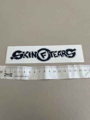 Skin of tears αυτοκόλλητο καινούργιο, λευκό, punk rock από Γερμανία