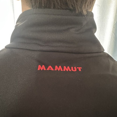 Mammut sleeveless jacket vintage like new, black, size L