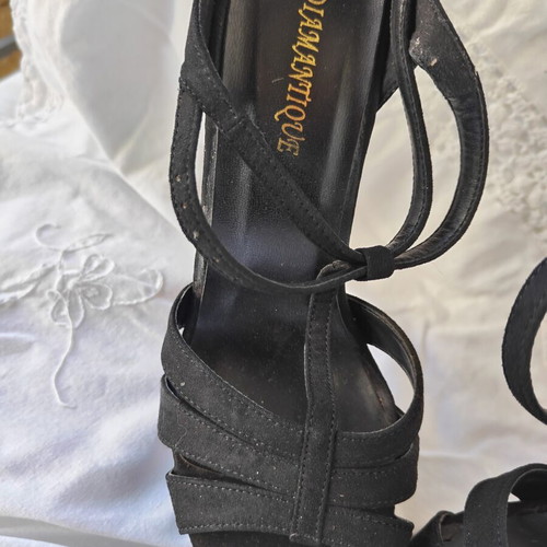 Diamantique black suede pumps used, size 37, 12 cm heel
