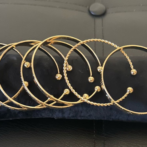Set of 7 adjustable bracelets gold color new