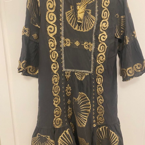 Nema dress gray with gold embroidery used, size S/M