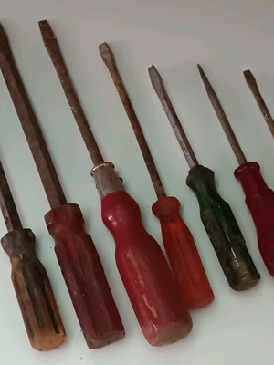 Κατσαβίδια παλιά μεταχειρισμένα, πακέτο