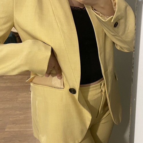 Zara suit used, soft yellow pastel color, size 36