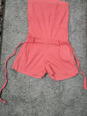 Strapless romper like new, coral with belt XS/S