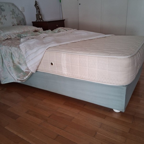 Single bed with mattress like new, 1.90x0.90 m