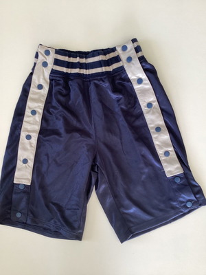 Παιδικό σορτσάκι Nike καινούργιο, μπλε, μέγεθος XS 140 cm