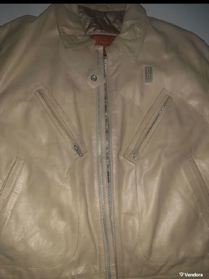 Harley Davidson leather jacket Large like new, beige