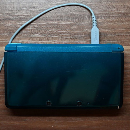 Nintendo 3DS handheld console, Aqua Blue