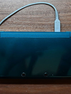 Nintendo 3DS handheld console, Aqua Blue