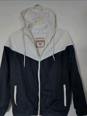 Lonsdale Reflective Jacket like new, size XL, black and white
