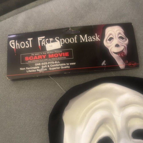Scary Movie Ghost Face Mask 2000 Fun World new