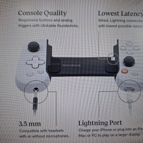 Backbone One gamepad for iPhone Lightning PlayStation edition new