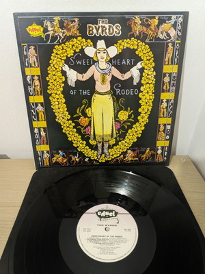 LP The Byrds Sweetheart Of The Rodeo like new, rock