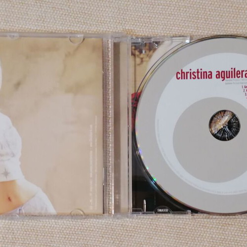 Christina Aguilera CD like new, pop debut album 1999