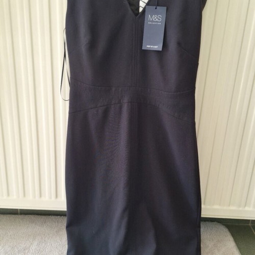 Midi dress new with tag, black, size S